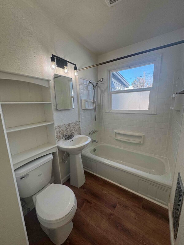 Building Photo - 55 S I St