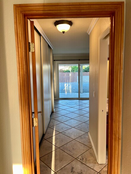 Building Photo - 1594 Boulder Creek Rd