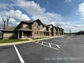 Building Photo - 2501 Ridgeland Cir