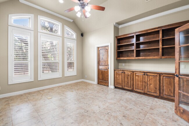 Building Photo - 25815 Ralph Fair Rd