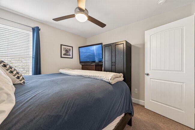 Building Photo - 1914 Shearn St