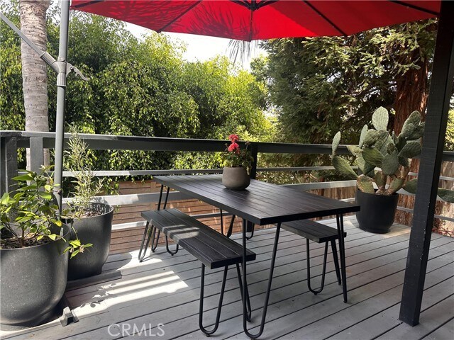 Building Photo - 736 Griffith Pl