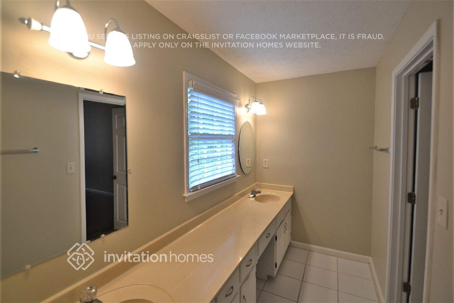 Building Photo - 5018 Stoney Point Cir