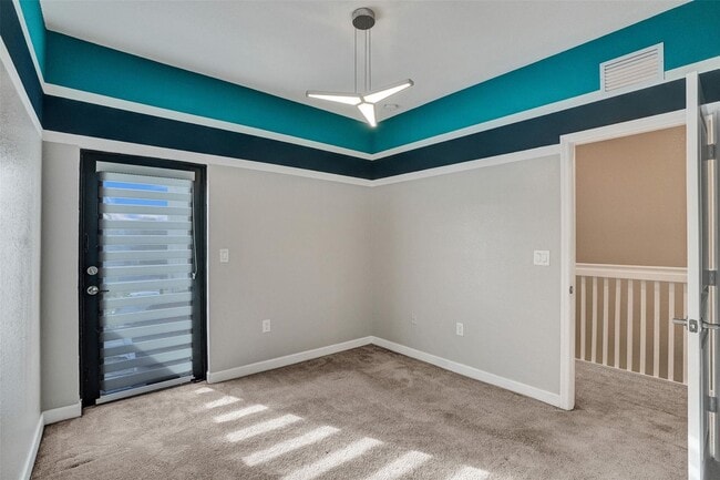 Building Photo - 389 NE 208th Terrace