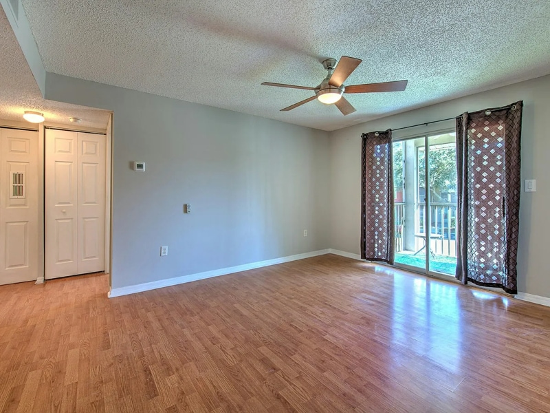 Building Photo - 209 Lake Brook Cir