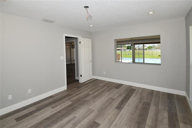 Building Photo - 6690 Burning Tree Dr