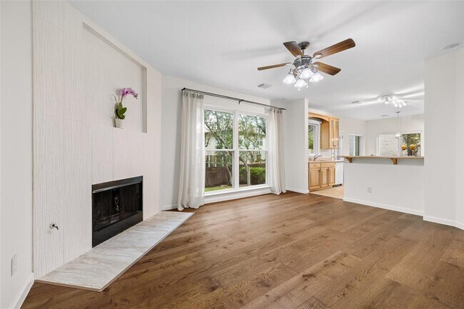 Building Photo - 4176 Canyon Glen Cir