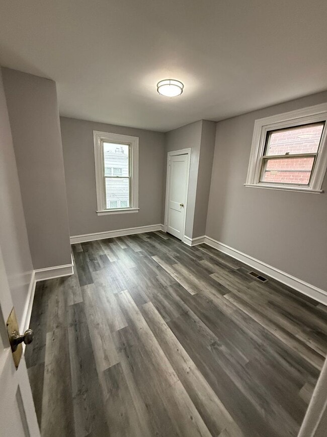 Building Photo - Beautiful three bedroom townhome available in Somerdale