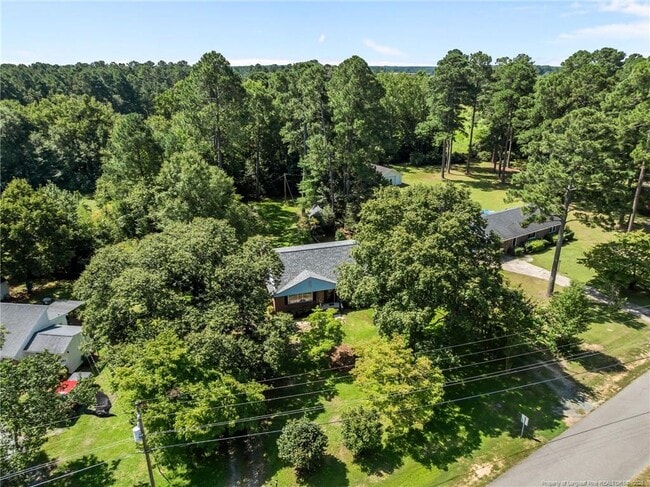 Building Photo - 13520 Oakwood Dr