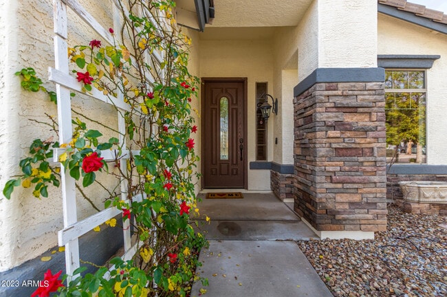 Building Photo - 14823 W Windsor Ave