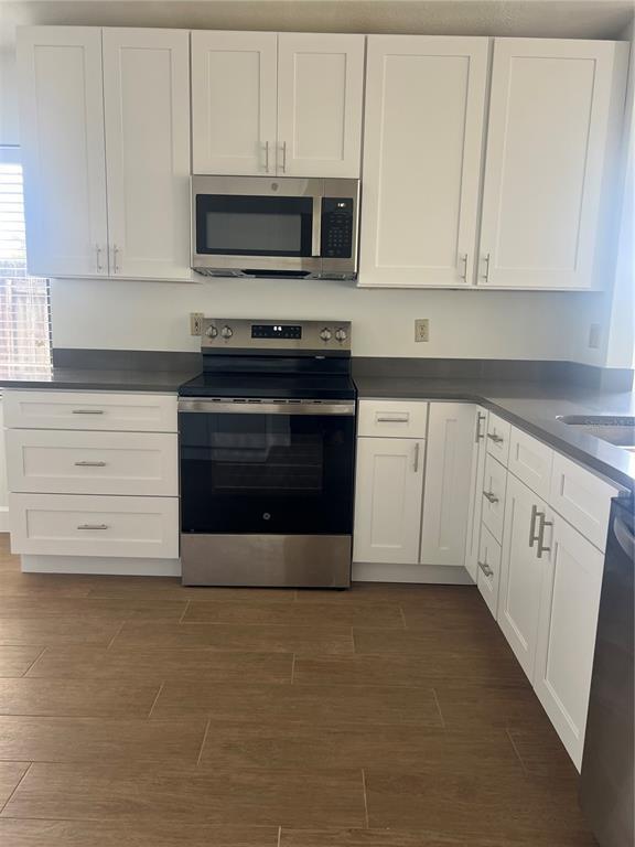 Building Photo - 1040 Manigan Ave