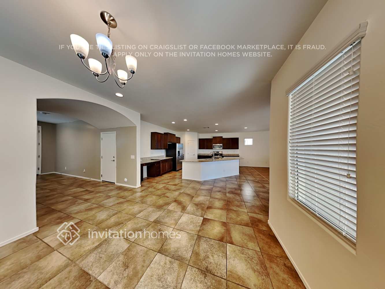 Building Photo - 1322 E Dragon Fly Rd