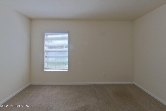 Building Photo - 3323 Canyon Falls Dr