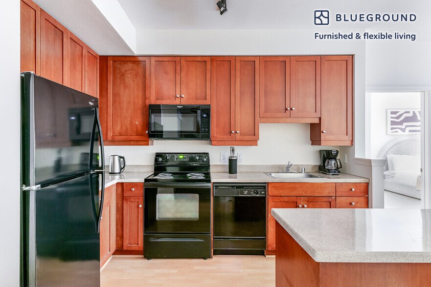 Building Photo - 754 The Alameda