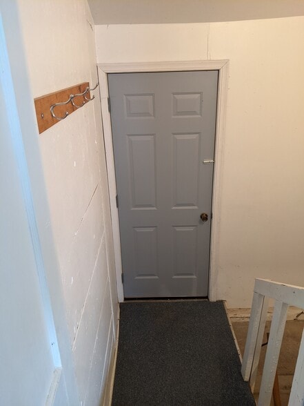 Building Photo - 200 11th St NE