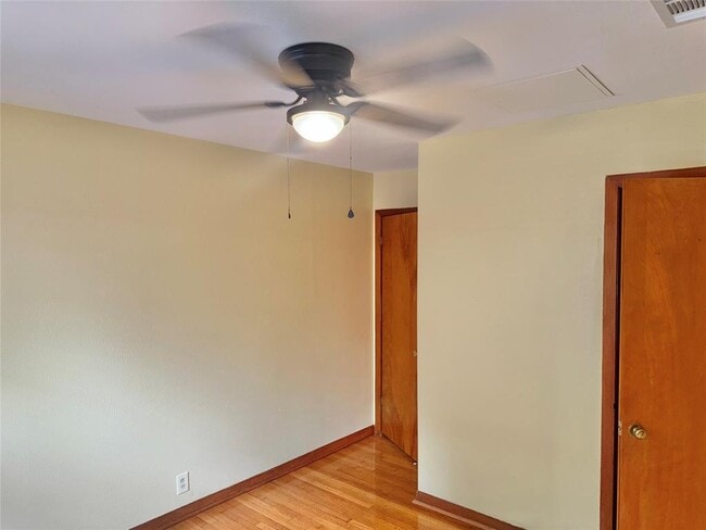 Building Photo - 7730 Cayton St