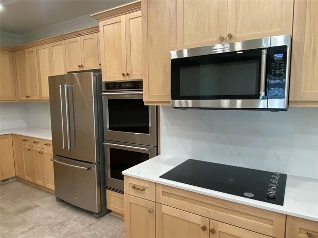 Building Photo - 1114 Sherwood Ln