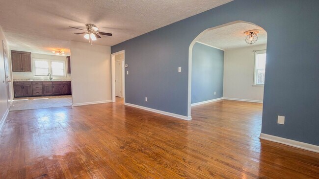 Building Photo - 311 3rd Ave NW