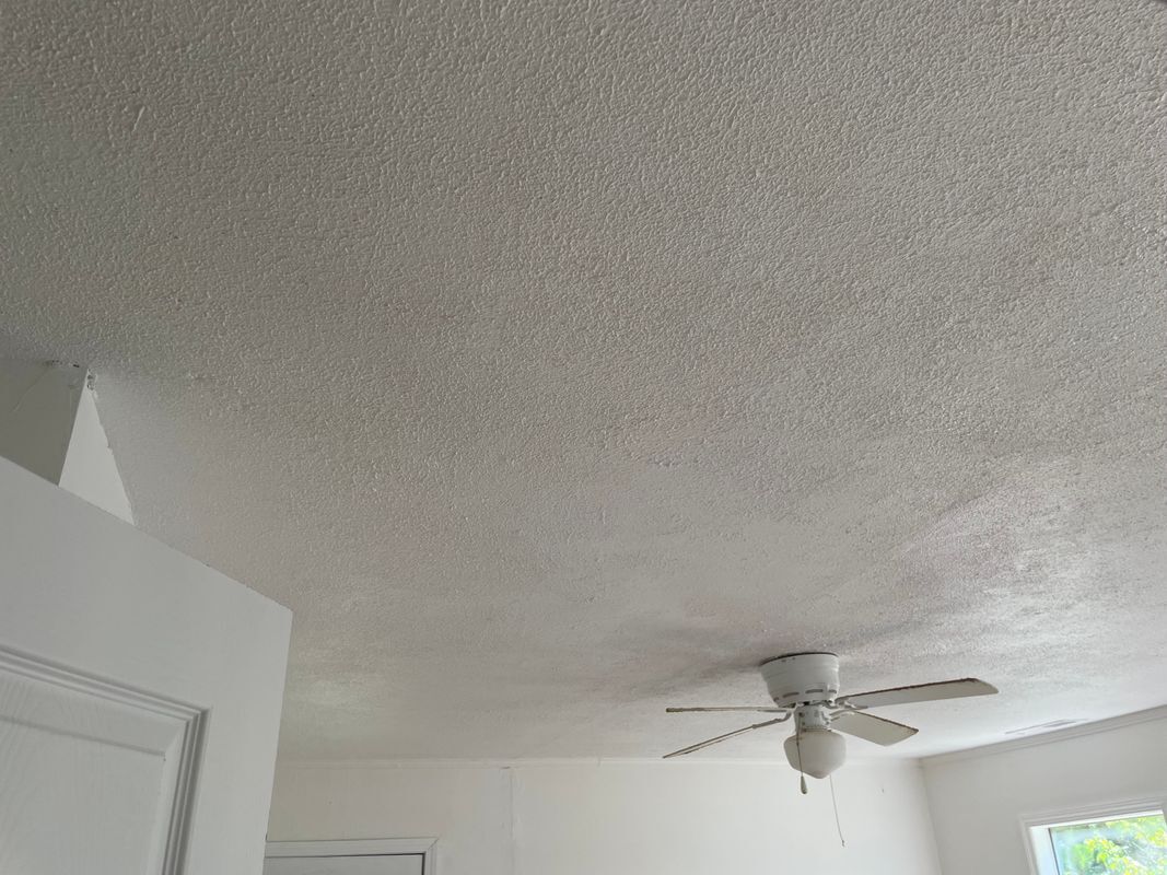 Building Photo - 960 County Rd 662