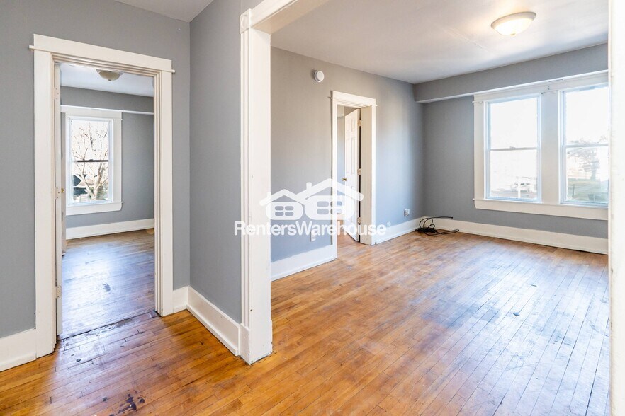 Building Photo - 568 N Farrington St