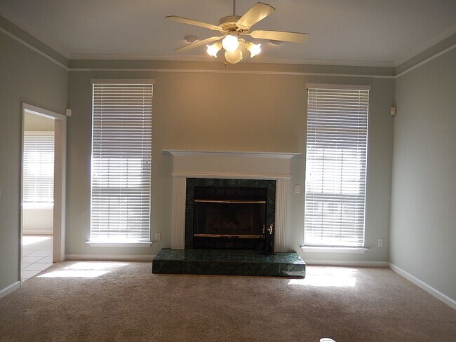 Building Photo - LOVELY 4/2.5 in Buck Lake Area on 1 Acre w/ 2 Car Garage, Washer/Dryer, Lawn Maint, & 2228 sq ft!...