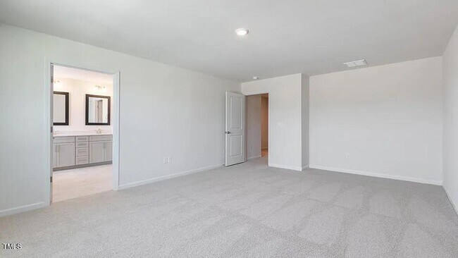 Building Photo - 614 Andrade Dr