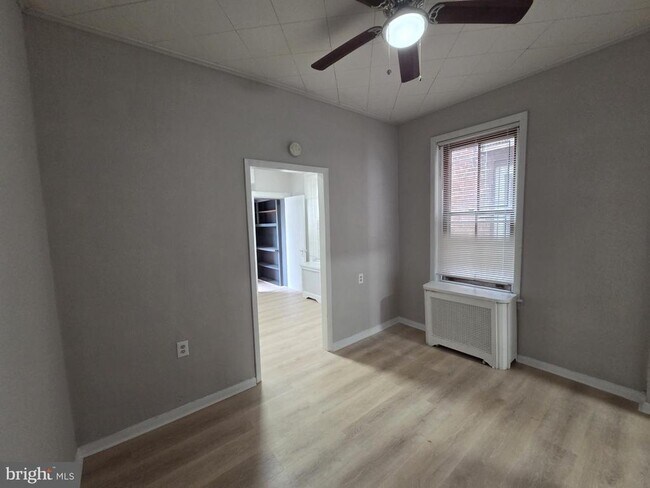 Building Photo - 633 E Allegheny Ave
