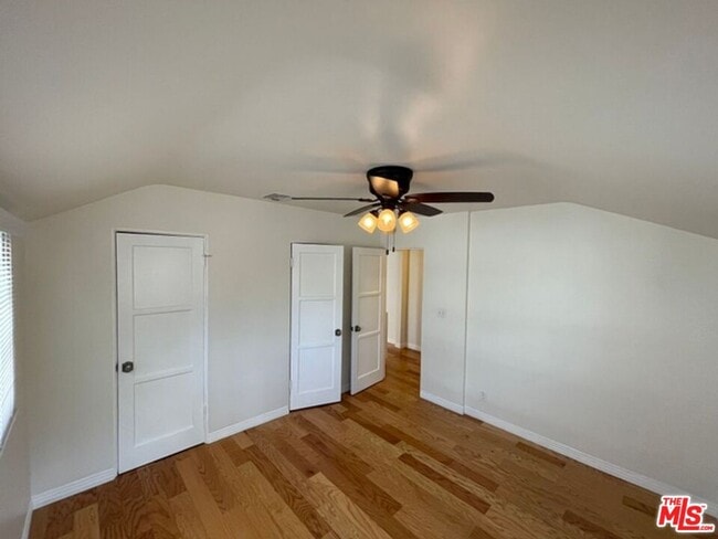 Building Photo - 3192 Queensbury Dr