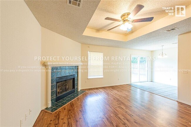 Building Photo - 1210 S Jasmine Ln