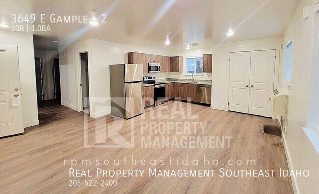 Building Photo - 3649 E Gample-2