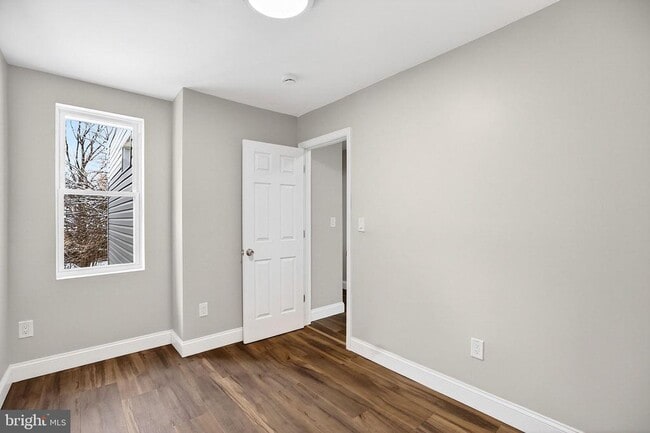 Building Photo - 130 Liberty St