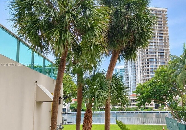 Building Photo - 19390 Collins Ave