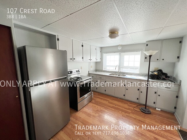 Building Photo - 107 Crest Rd