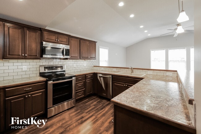 Building Photo - 5129 Melody Ln