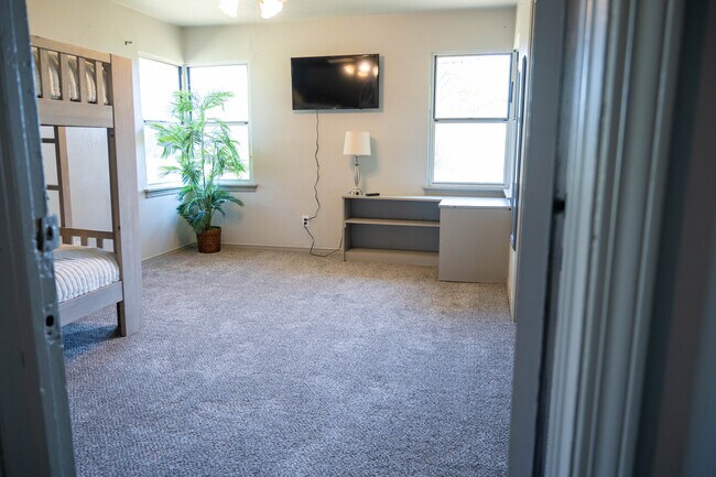 Building Photo - 8951 NW 206th St