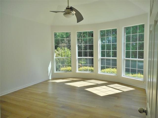 Building Photo - 1700 Van Landingham Dr