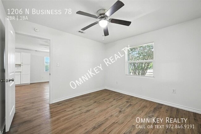 Building Photo - 1206 N Texas 78 Business