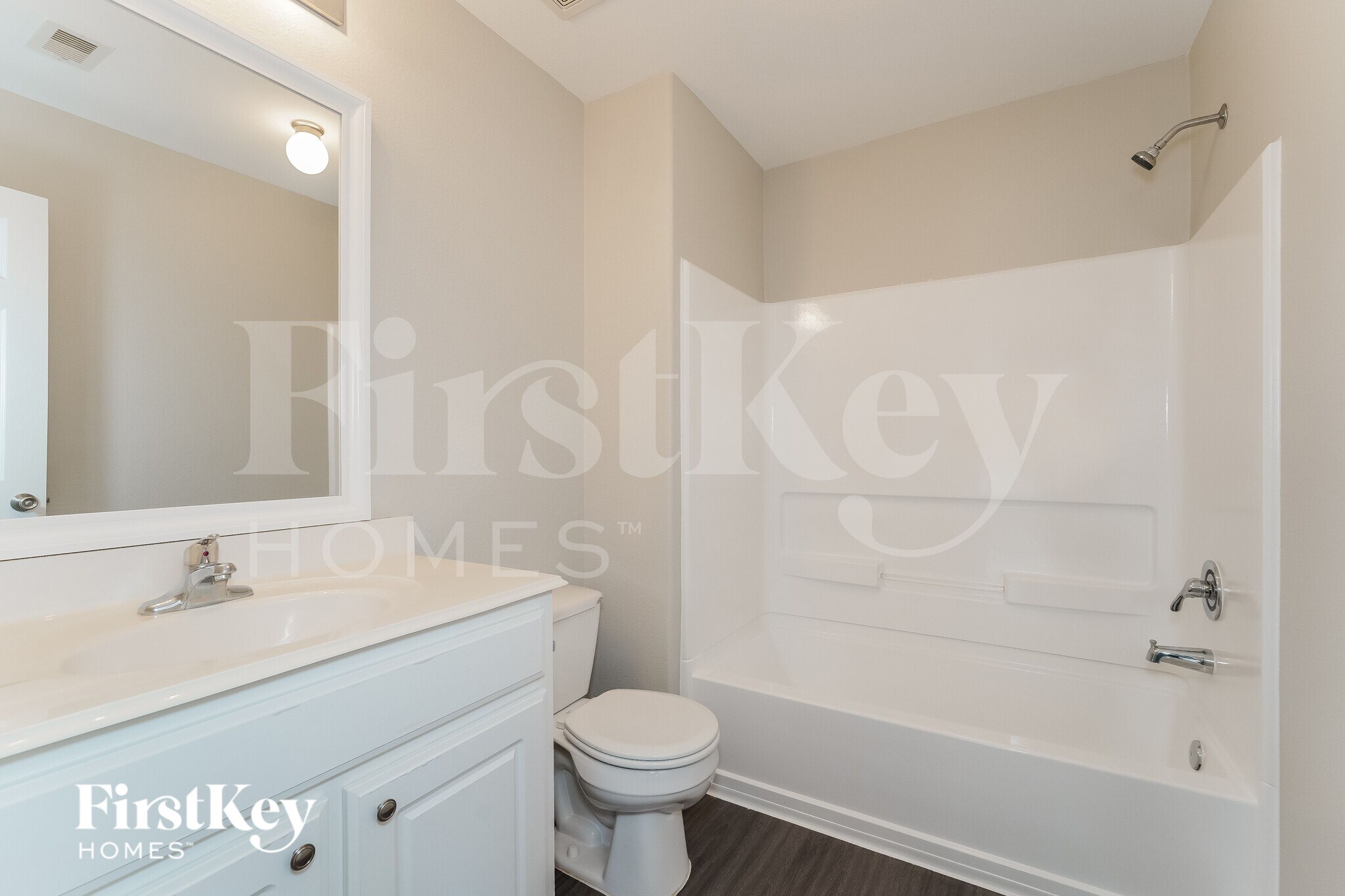 Building Photo - 7111 Lilac Manor Ln