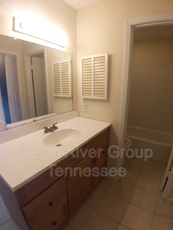 Building Photo - 3431 Club Bridge Dr