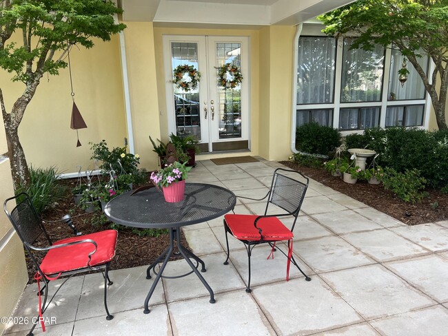 Building Photo - 631 Amberjack Dr