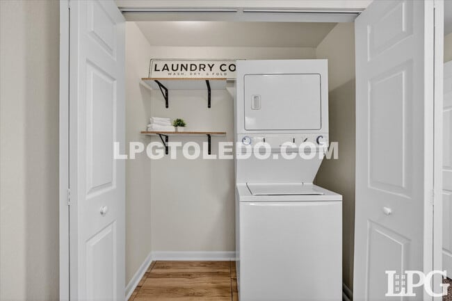 Building Photo - 5831 Gany Mede Dr