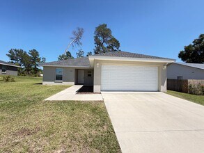 Building Photo - Spacious 3BR Home in Ocala | No HOA + Pet Friendly