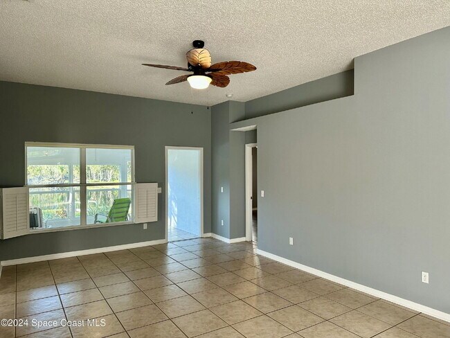 Building Photo - Charming Four Bedroom Home with a Beautiful Pond in the Back