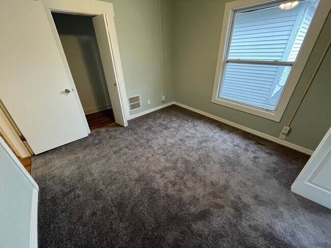 Building Photo - 1513 Alabama St