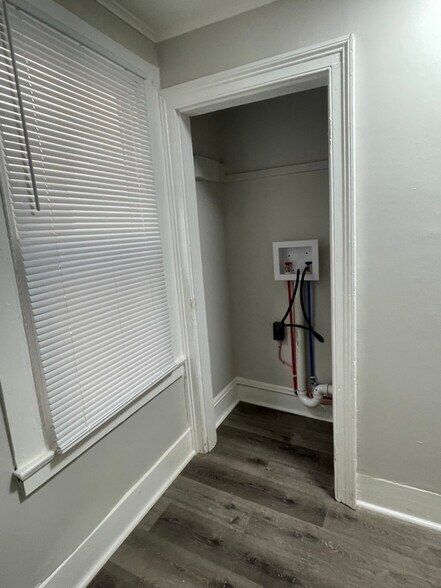 Building Photo - 65 Hudson Ave