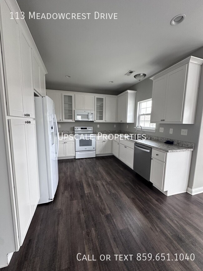 Building Photo - 113 Meadowcrest Dr