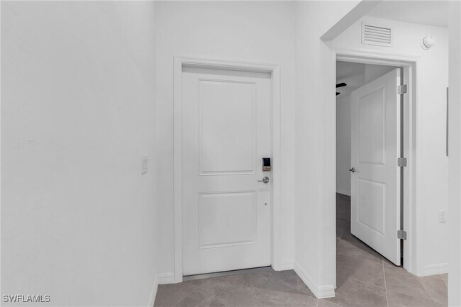 Building Photo - 5454 Double Eagle Cir