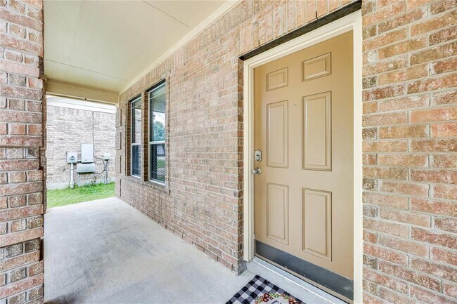 Building Photo - 203 Arrowhead Trail