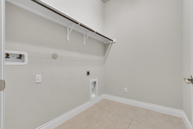 Building Photo - 421 Chinkapin Trail