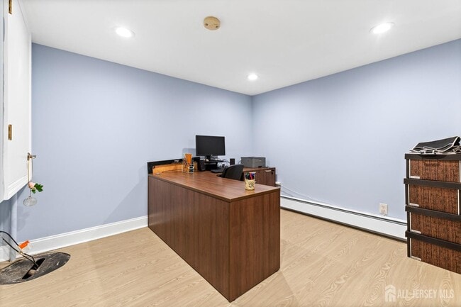 Building Photo - 55 Ainsworth Ave